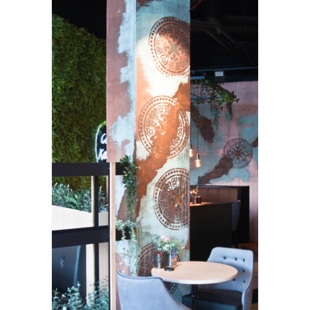 Rusty Kan ses p Caf Kaiser Vanlse 