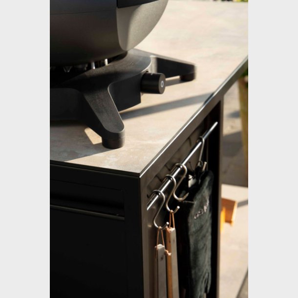 Udek�kken / Grillbord / K�kken�