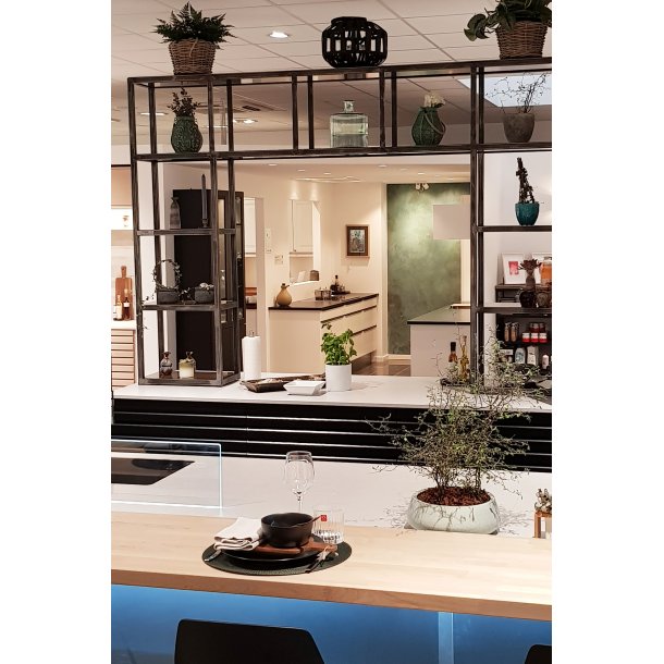 Kings &amp; Queens Steel 