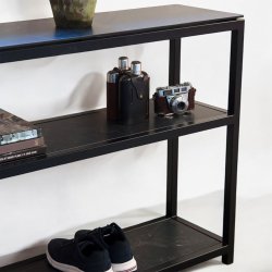 Black Classics 3 hylder